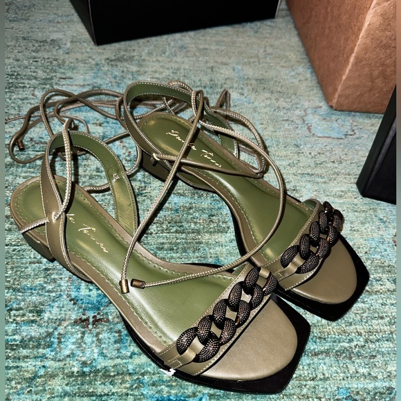 Paula Torres Parma Miss Sandal - US 9 / BRA 38 / EU 40 - Picture 3 of 4